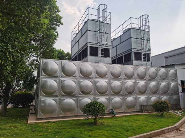 冷卻塔在大型工業設施中的應用案例